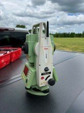 Leica TS06 PLUS Manual Total Station